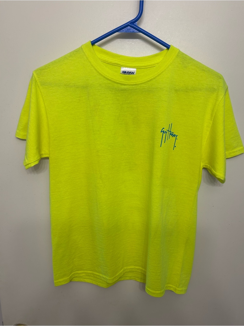 NWOT Gildan Guy Harvey Shirt “M”